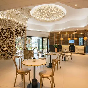 Hotell Novotel Arenas Aeroport