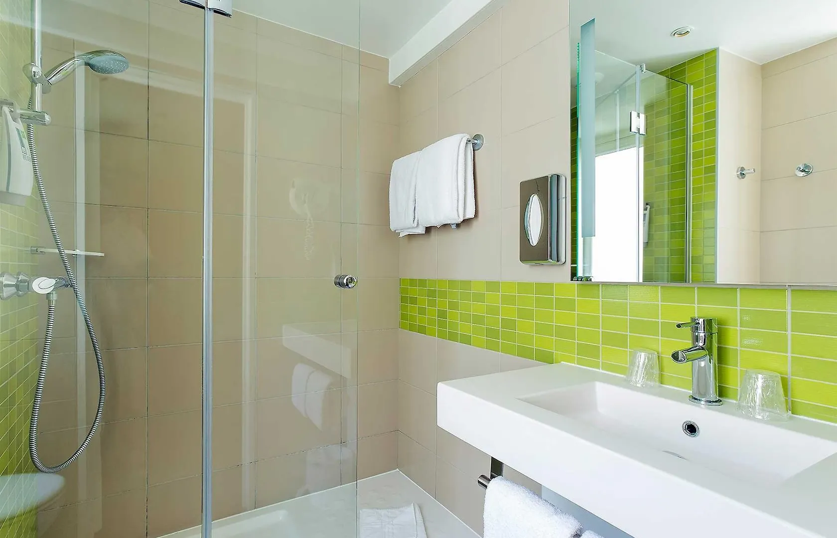 Ibis Styles Paris Gare De L'Est Tgv Hotel 3*,